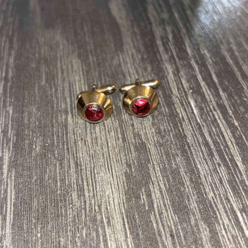 Vintage Swank‎ Signed Red Cabochon Lucite Cuff Links